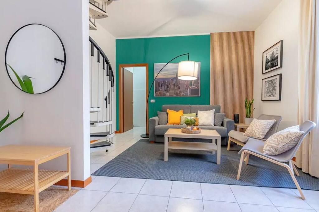 Apartamento - M3 Sondrio, Duomo 10 Minuti